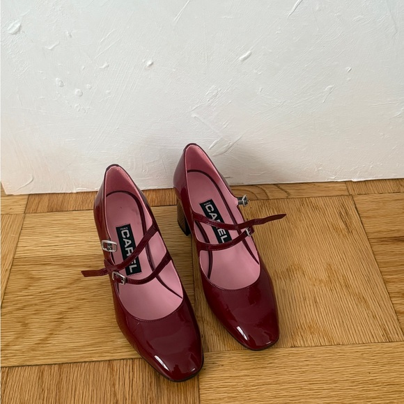 carel Shoes - Red Patent Leather Heels with Strap